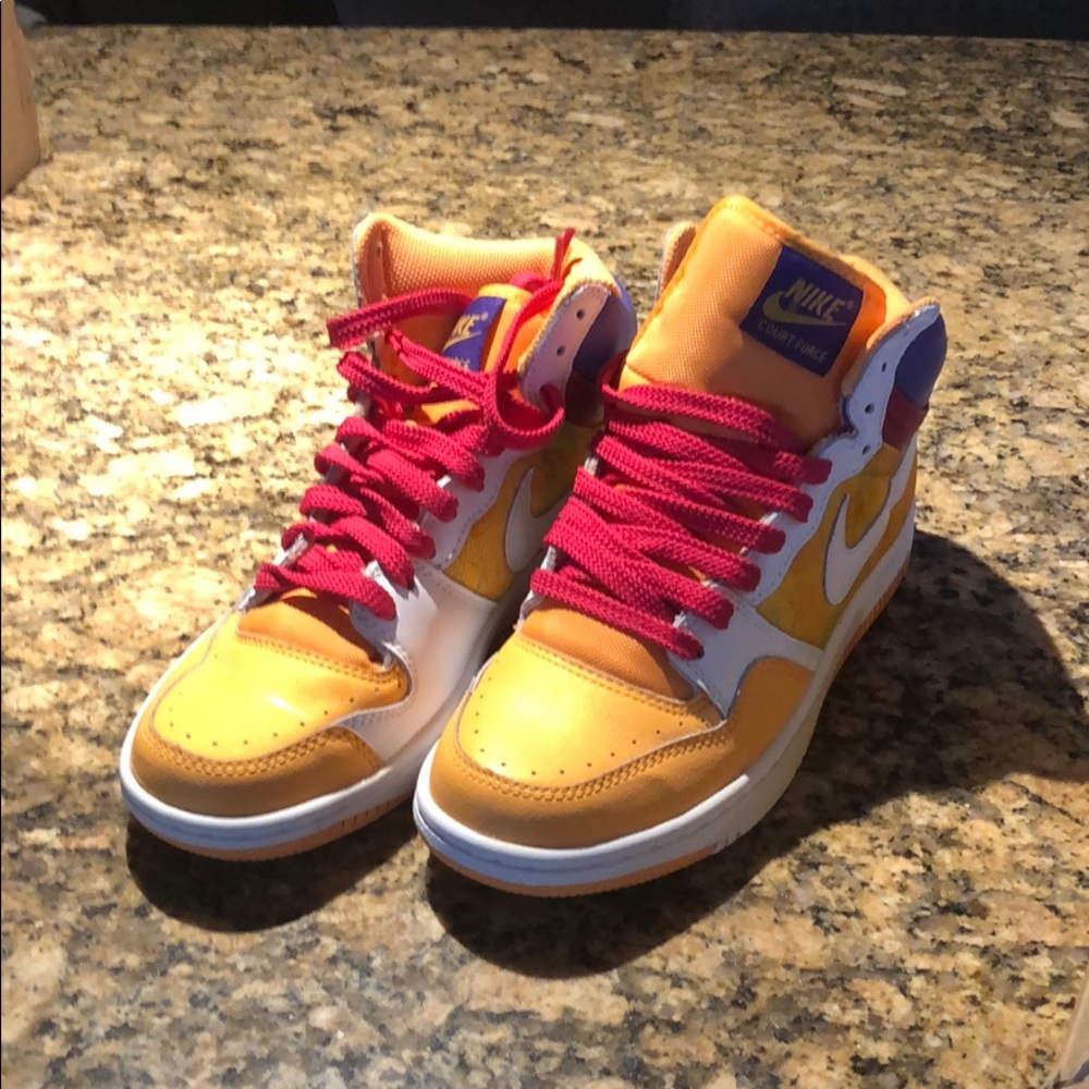 Nike court shoe